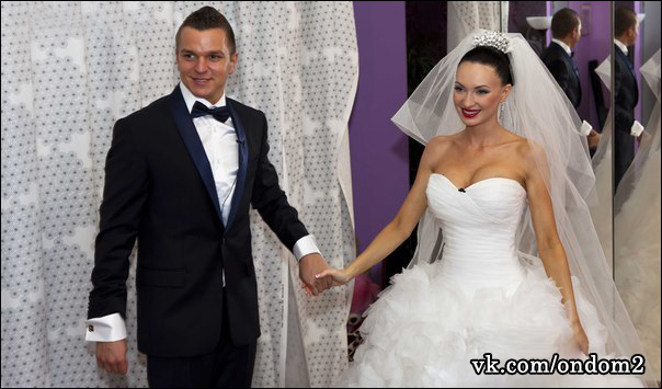Евгения Феофилактова (Гусева) продаёт своё свадебное платье за 50 000 руб. | новости и слухи дома 2
